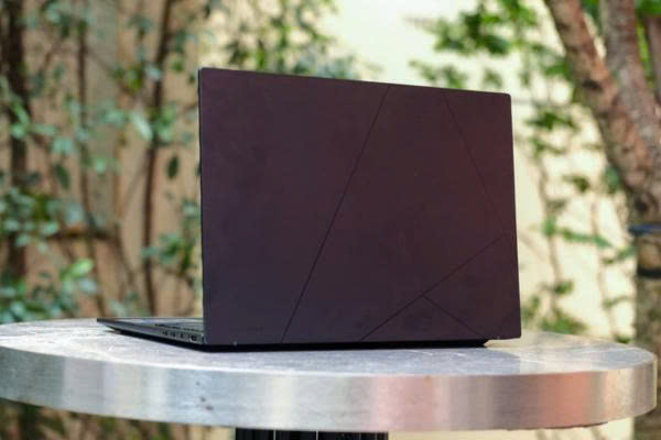 Khi nào nên chọn laptop Intel Core Ultra?