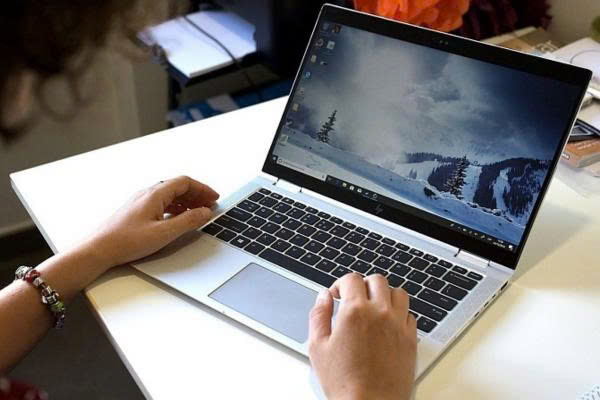 Mua máy tính trả góp là gì?
