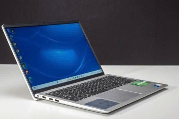 Tiêu chí triển khai laptop văn phòng Core i5 số lượng lớn cho doanh nghiệp